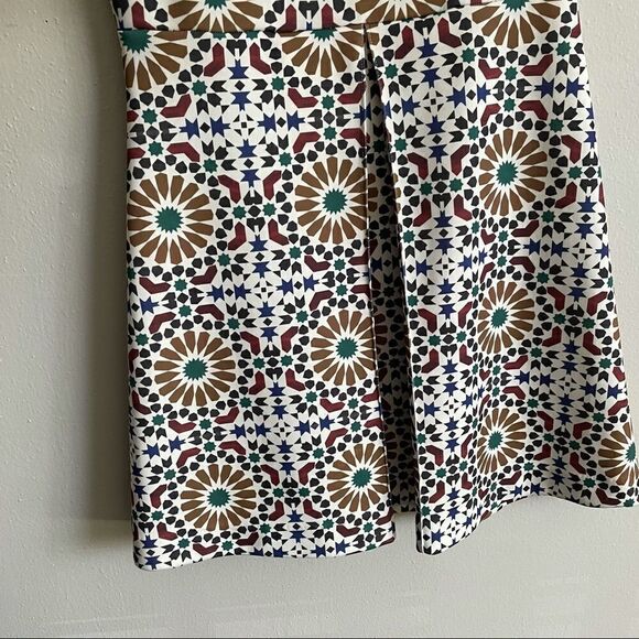 ZARA TILE PRINTED GEOMETRIC ECRU SLIT BACK MINI DRESS - Picture 4 of 14